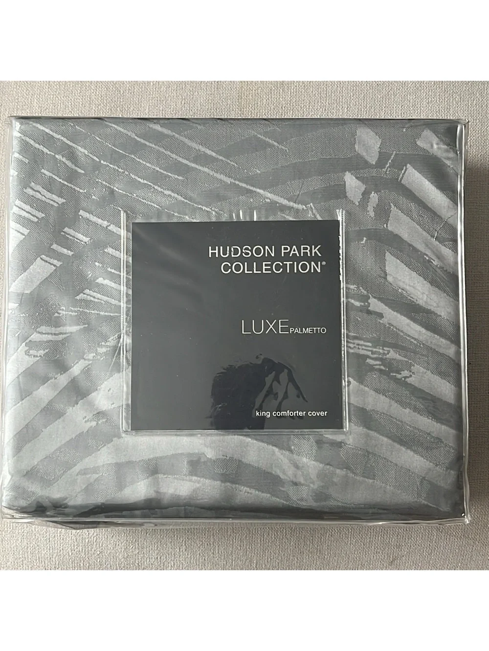 Hudson Park Collection Palmetto Cotton Silk Duvet Cover in Grey, King NEW